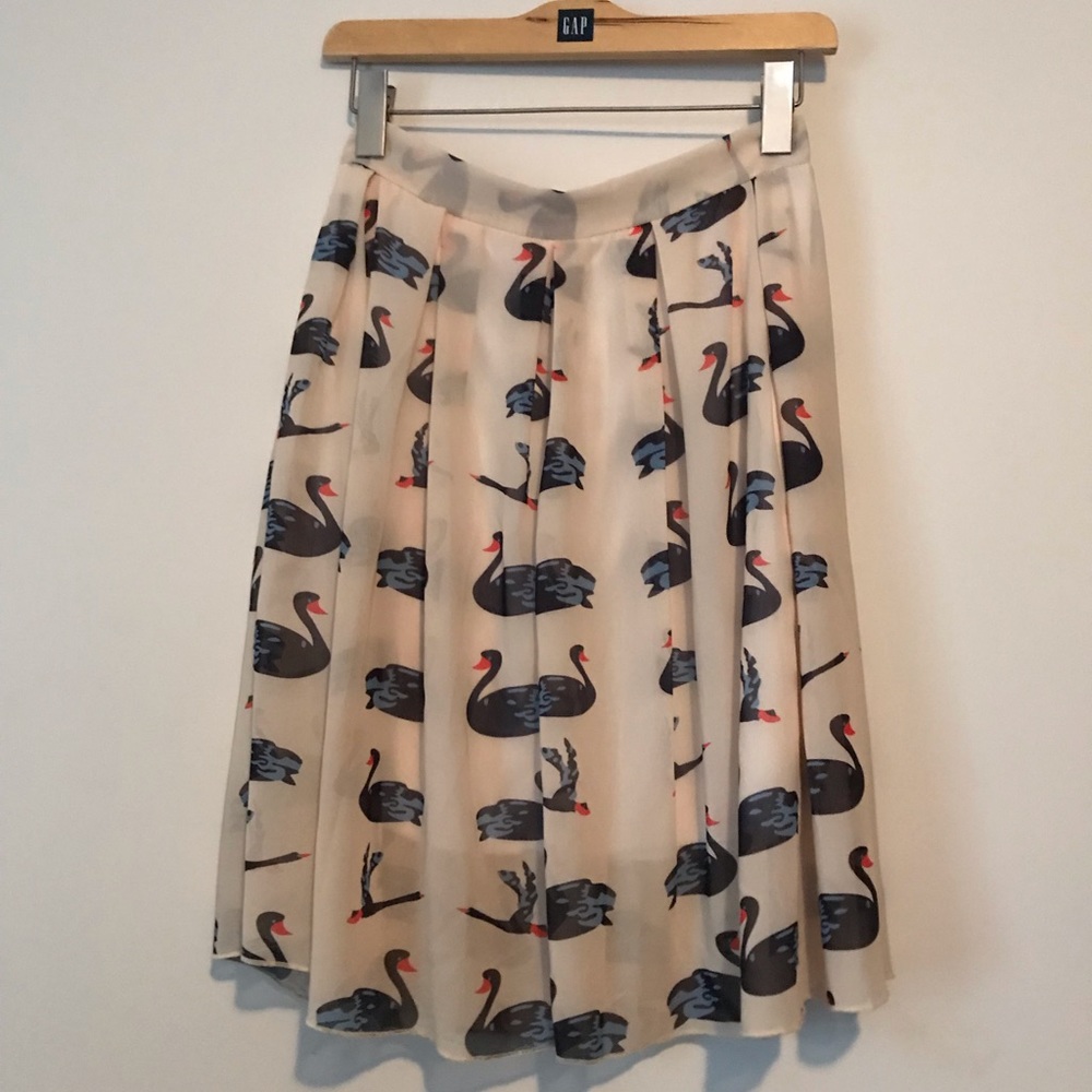 Swan skirt